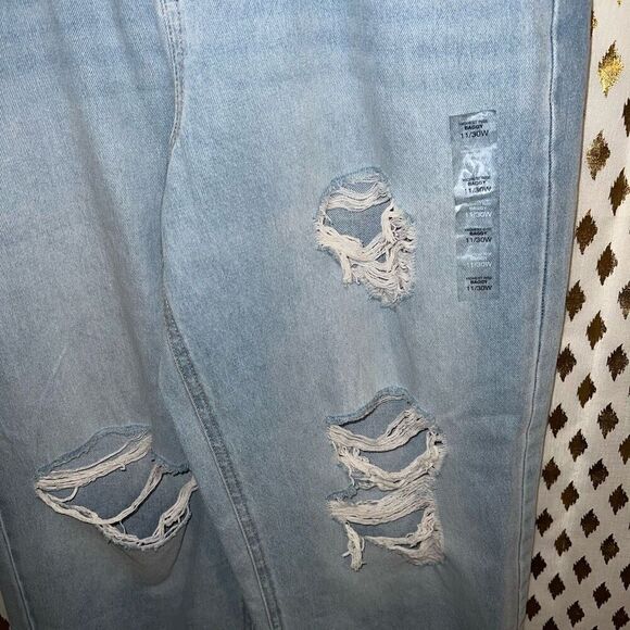 NWT SO Highest Rise Distressed baggy Wide Leg jeans light dest size 11 30W - Picture 5 of 5